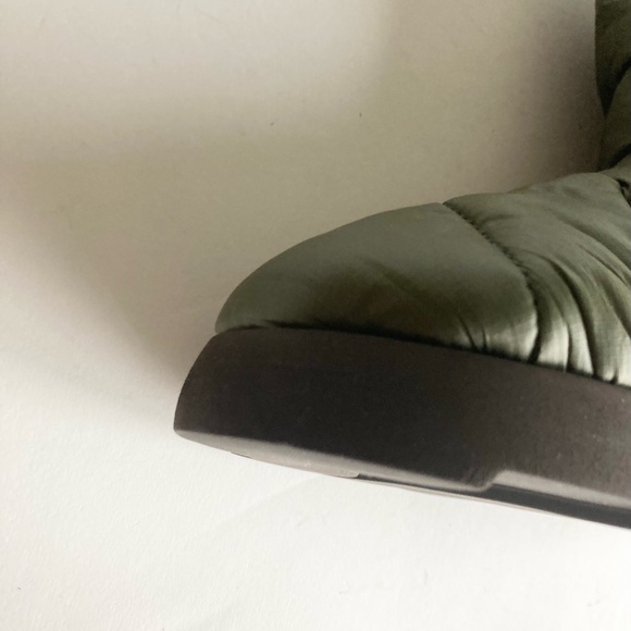 New Piumestudio Luna Military Pillow Puffy Slip On Booties Size EUR 39, US 8.5 - Picture 12 of 15
